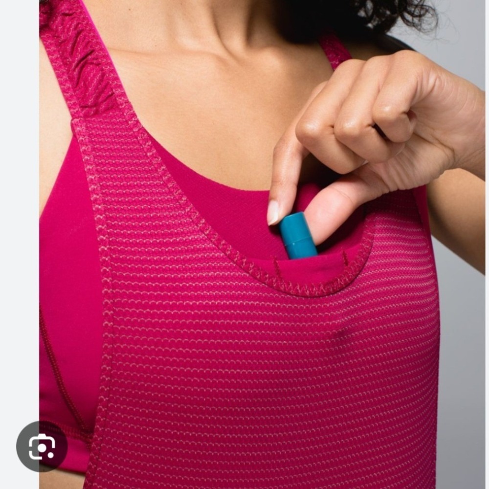 Lululemon Stash It Tank Bumble Berry Built-In Bra Mesh Racerback Top Size 6‎